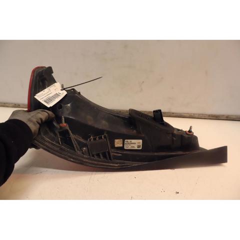 8R0945094C Piloto trasero derecho  en stock Granada