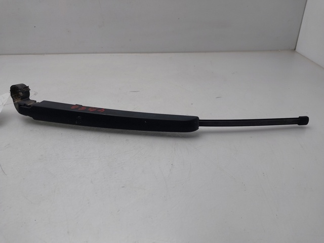 VAG 8R0955407 Brazo del limpiaparabrisas trasero  disponible Lugo