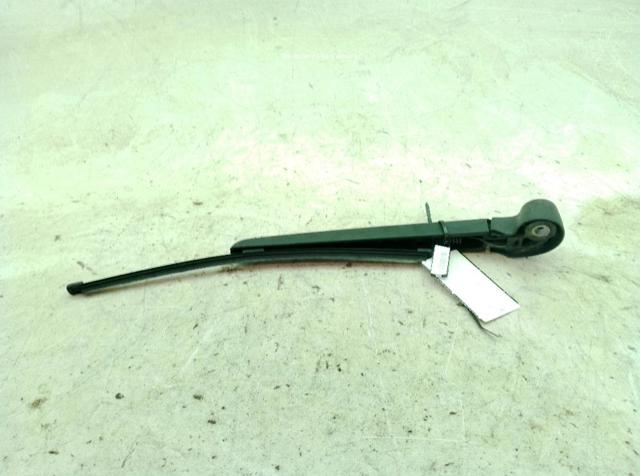 8R0955407 VAG Brazo del limpiaparabrisas trasero  disponible Ourense