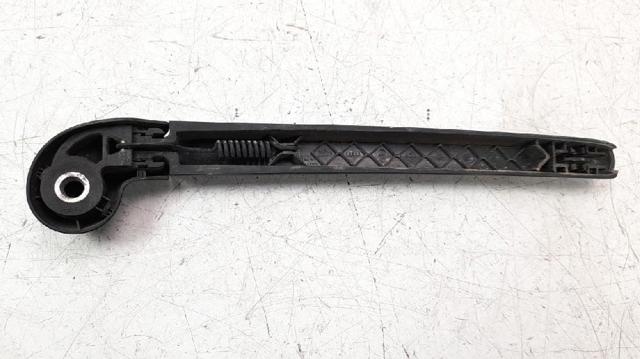 8R09554071P9 Brazo del limpiaparabrisas trasero  disponible Burgos