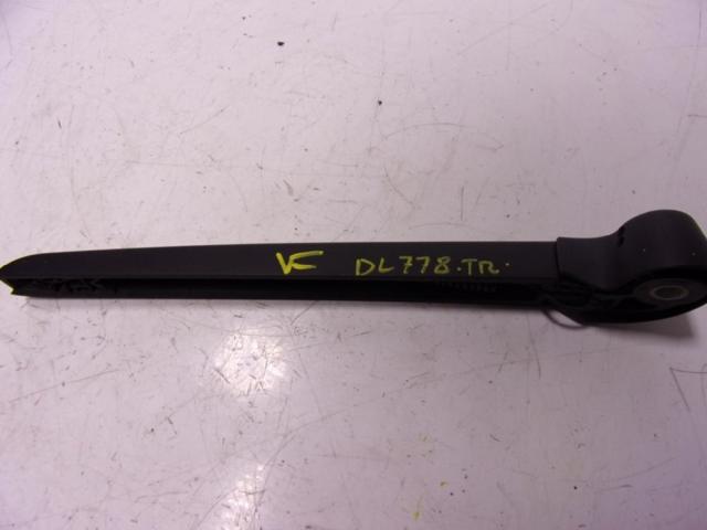 VAG 8R09554071P9 Brazo del limpiaparabrisas, trasero  en stock Salamanca