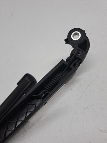 VAG 8R09554071P9 Brazo del limpiaparabrisas trasero  disponible España