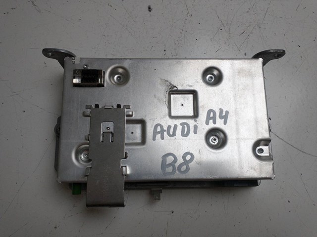8T0035462 VAG Amplificador de sonido del sistema de audio  disponible Alicante