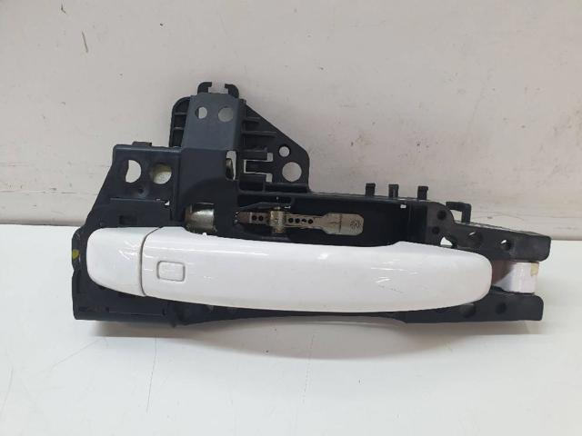 8T01837885 Soporte de manija exterior de puerta delantera izquierda comprar Girona