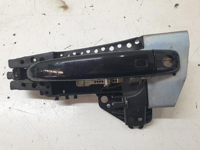 8T01837885 VAG Soporte de manija exterior de puerta delantera izquierda  disponible Vigo