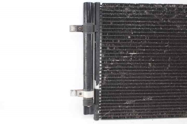 VAG 8T0260403F Condensador aire acondicionado  en stock Terrassa