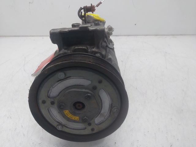 VAG 8T0260805S Compresor de aire acondicionado  en stock Terrassa