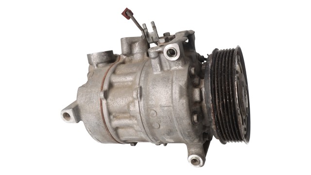 VAG 8T0260805S Compresor de aire acondicionado  disponible Lugo