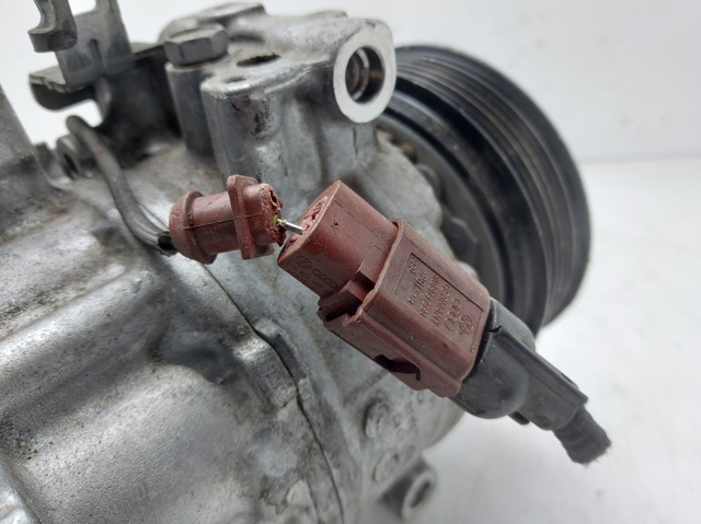 8T0260805S VAG Compresor de aire acondicionado  disponible Ourense