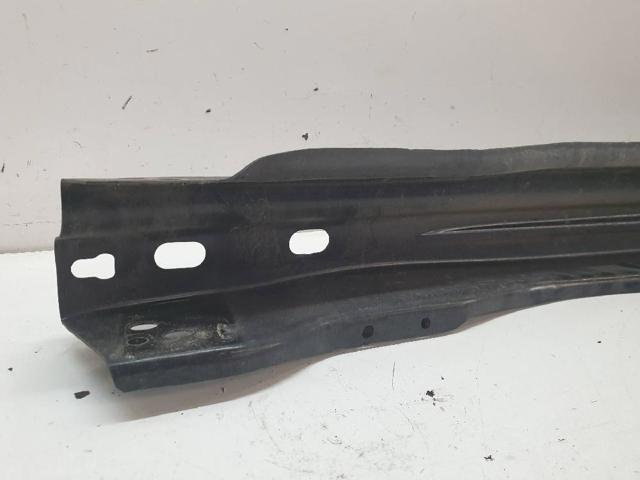 VAG 8T0807313 Refuerzo de parachoques trasero  disponible Valladolid