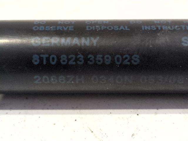 VAG 8T082335902S Amortiguador de capó  en stock Salamanca