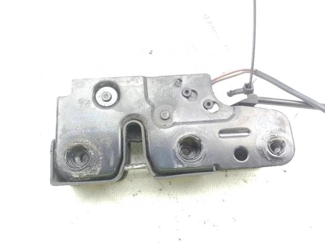 8T0823509 VAG/Audi