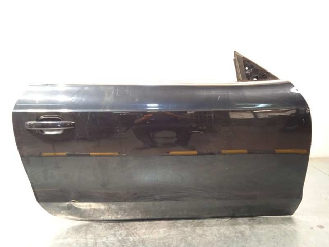 Puerta delantera derecha 8T0831052C VAG/Audi