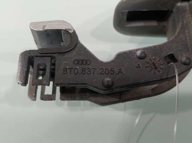 8T0837205A Manija exterior de puerta trasera  en stock Sabadell