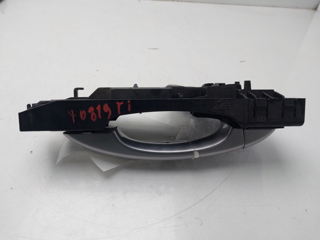 8T0837885B VAG Soporte de manija exterior de puerta trasera izquierda comprar Alcalá