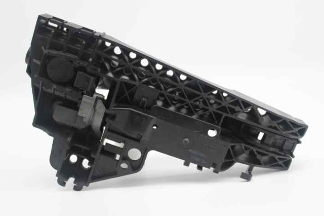 VAG 8T0837885B Soporte de manija exterior de puerta trasera izquierda  en stock Terrassa