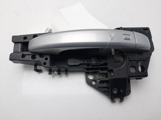 8T0837885B VAG Soporte de manija exterior de puerta trasera izquierda comprar Bilbao