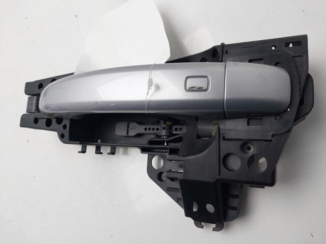 8T0837885B VAG Soporte de manija exterior de puerta trasera izquierda  disponible Vigo