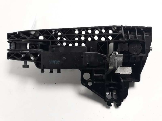 8T0837886B VAG Soporte de manija exterior de puerta trasera derecha comprar Alcalá