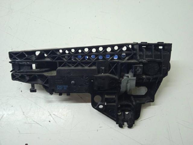 VAG 8T0837886B Soporte de manija exterior de puerta trasera derecha  comprar en Albacete