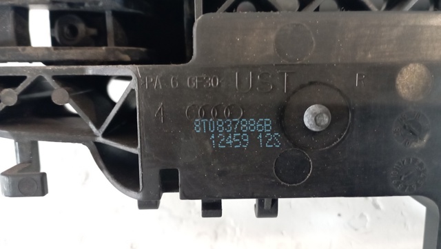 8T0837886B VAG Soporte de manija exterior de puerta trasera derecha  comprar en Jaén