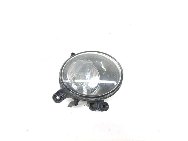8T0941700B VAG Faro antiniebla derecho  en stock Gandía