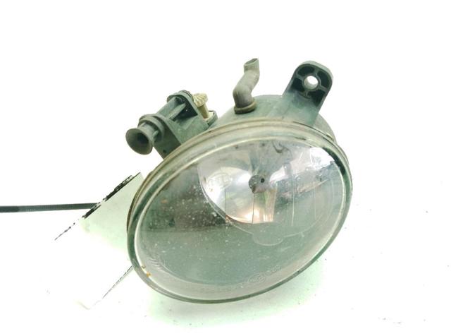8T0941700M Faro antiniebla derecho  comprar en Pontevedra