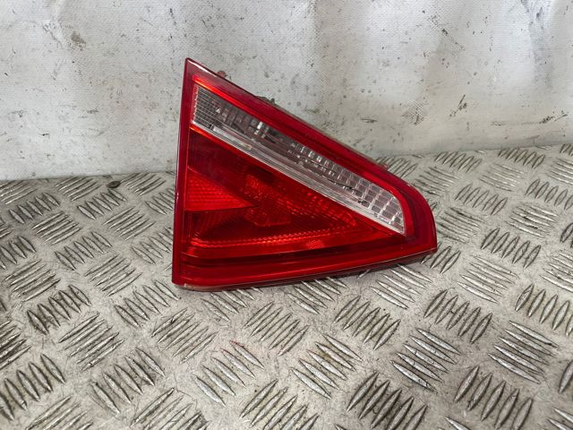 VAG 8T0945093 Piloto trasero interior izquierdo  en stock Terrassa