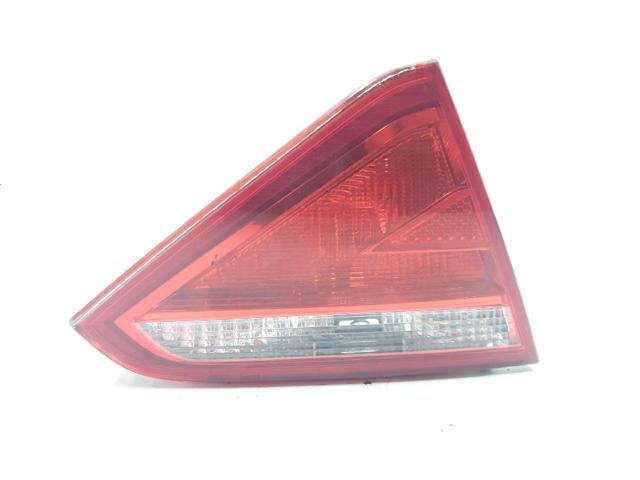 8T0945093 Piloto trasero interior izquierdo  comprar en Zaragoza