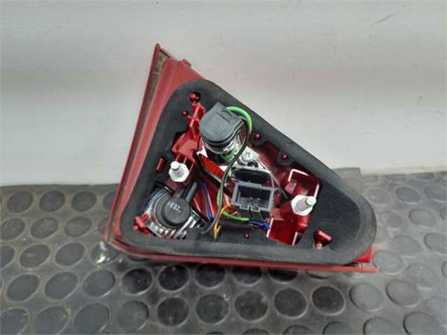 8T0945094A VAG Piloto trasero interior derecho  en stock Gandía