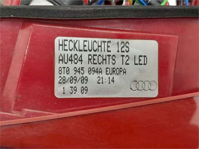 8T0945094A VAG Piloto trasero interior derecho  disponible Vigo
