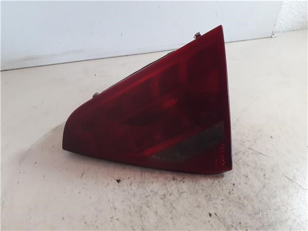 8T0945094A VAG Piloto trasero interior derecho comprar Alcalá