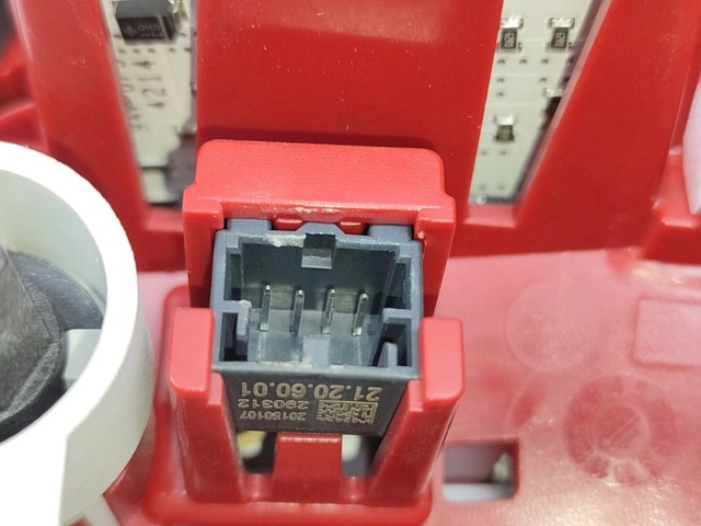 VAG 8T0945094C Piloto trasero interior derecho  en stock Valencia