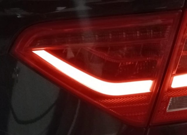 VAG 8T0945094C Piloto trasero interior derecho comprar Pamplona