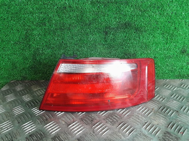 8T0945096 VAG Piloto trasero exterior derecho comprar Bilbao