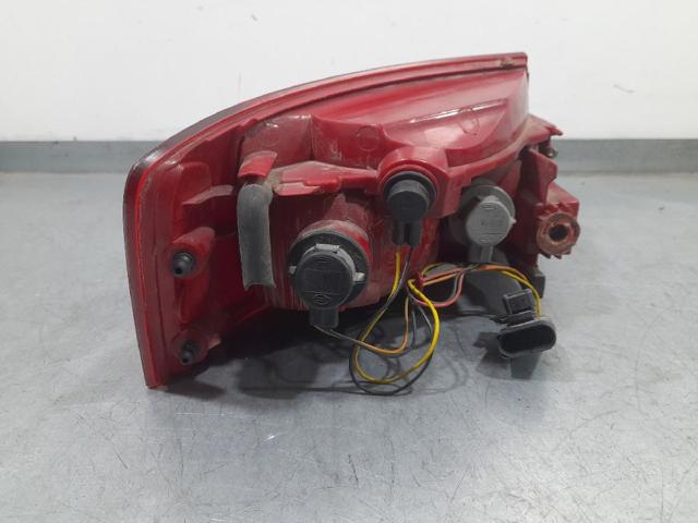8T0945096 VAG Piloto trasero exterior derecho  comprar en Oviedo