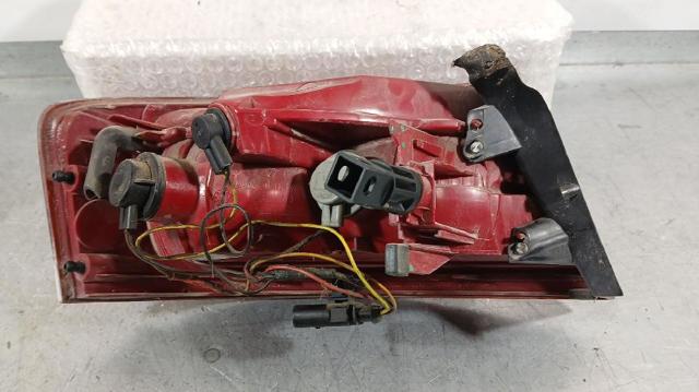 8T0945096 Piloto trasero exterior derecho  comprar en Reus
