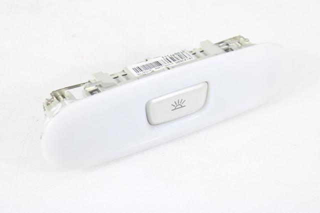8T0947111 VAG