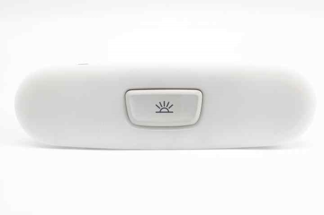 8T0947111 Luz interior trasera comprar Girona