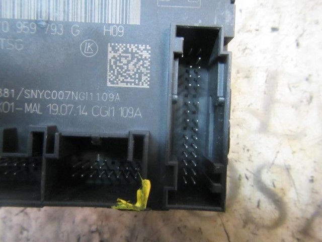 VAG 8T0959793P Unidad de confort de la puerta delantera comprar Barcelona