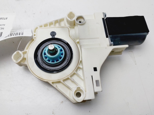 8T0959801B Motor del elevalunas de la puerta delantera izquierda  disponible Burgos
