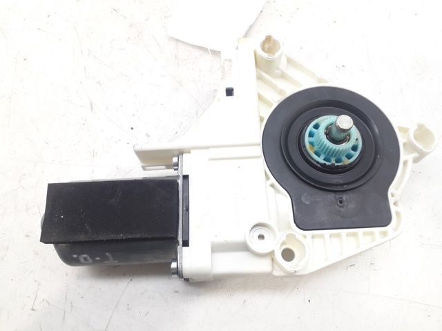 VAG 8T0959801B Motor del elevalunas eléctrico comprar Pamplona