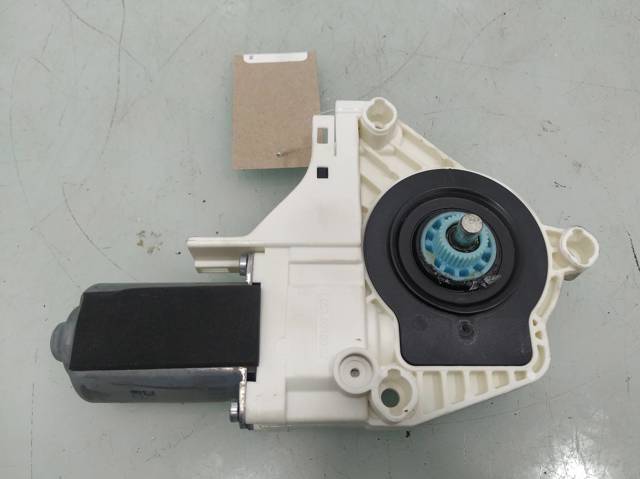 VAG 8T0959801B Motor del elevalunas eléctrico comprar Tarragona