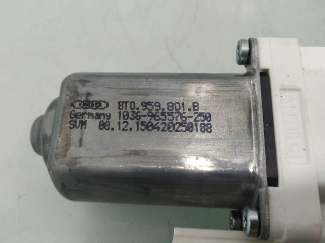 8T0959801B VAG Motor del elevalunas de la puerta delantera izquierda  comprar en Jaén