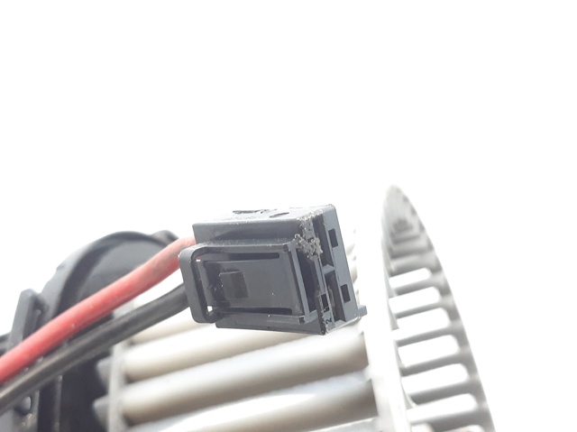 8T1820021 Motor del ventilador del calefactor  comprar en Pontevedra