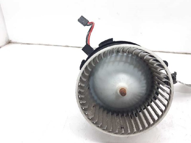 8T1820021 VAG Motor del ventilador del calefactor  comprar en Lleida
