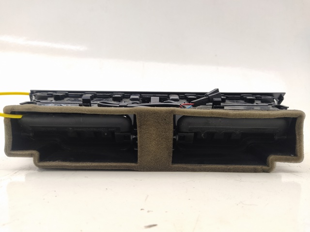 8T1820951E Rejilla de ventilación de salpicadero  comprar en Reus