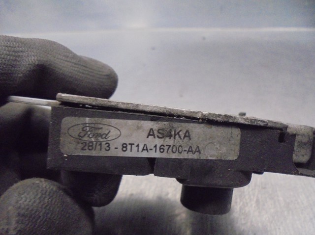 8T1A16700AA FORD Cerradura de capó comprar Madrid