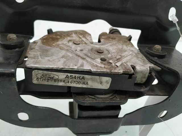 8T1A16700AA Cerradura de capó comprar Girona