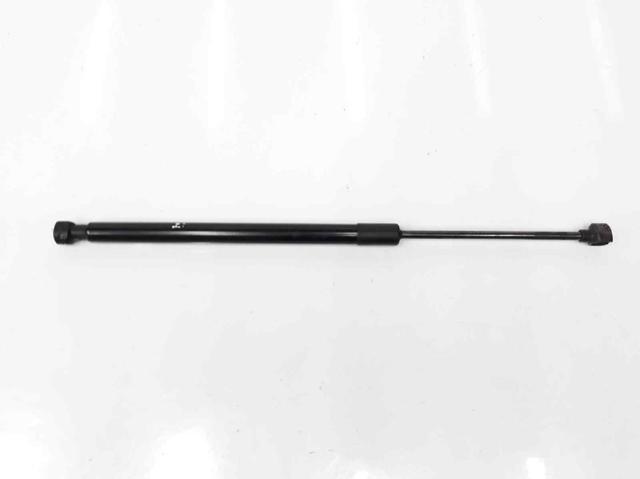 8T8827552B VAG/Audi